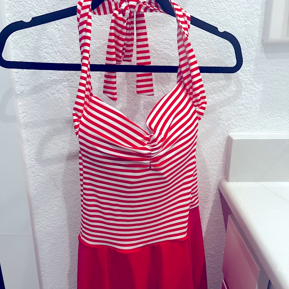 2XL bathing suit - retro - never worn